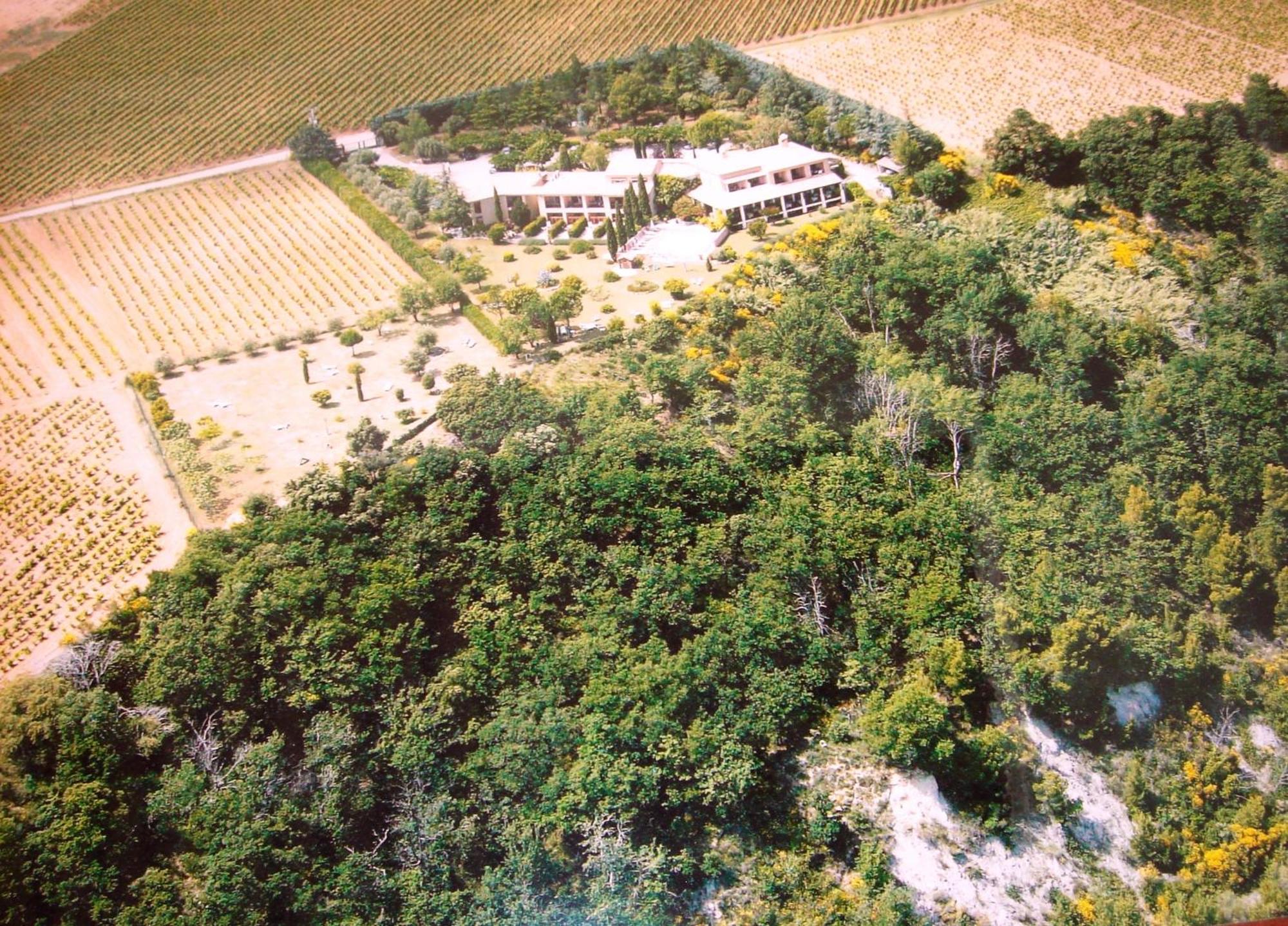 Hotel Bellerive Rasteau Bagian luar foto