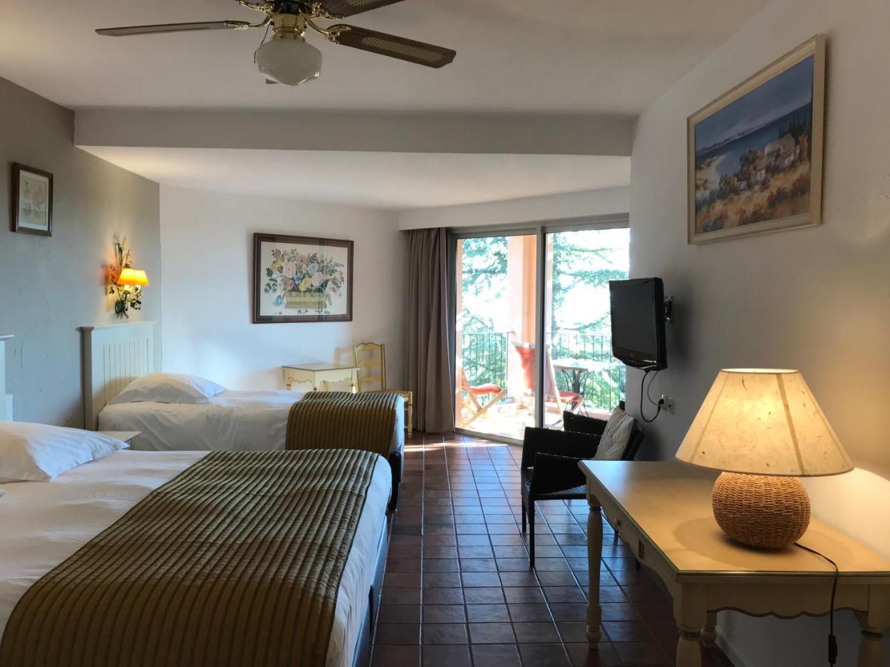 Hotel Bellerive Rasteau Bagian luar foto
